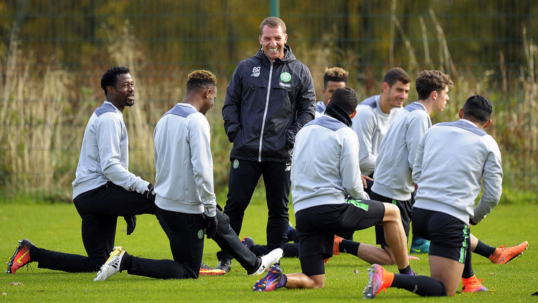 它把叙事从 它把叙事从